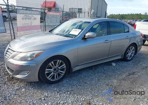 2013 Hyundai Genesis 3.8 z USA, uszkodzony, nr VIN KMHGC4DD4DU225137